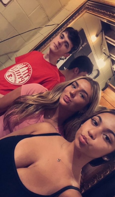 Ava Schillaci xxx model photos