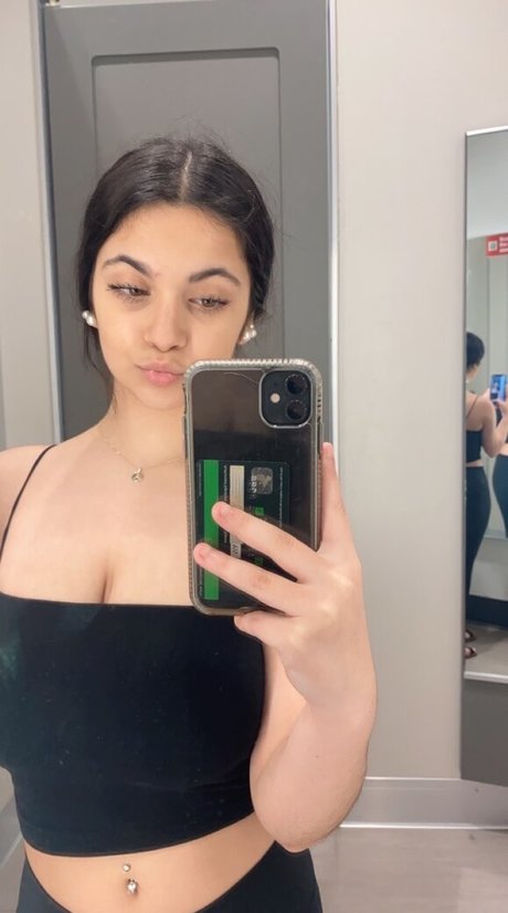 Ava Schillaci nudes actress pics