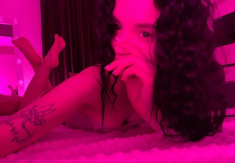 TeaAlen star free pics