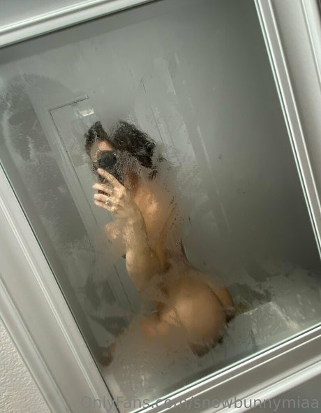 snowbunnymiaa hd model photos