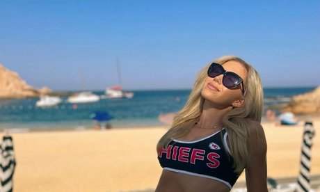 Gracie Hunt pretty model pictures