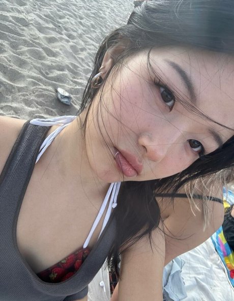 lea sungg actress images