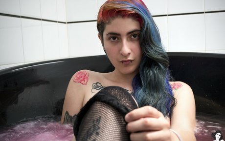 Karenzio star pictures