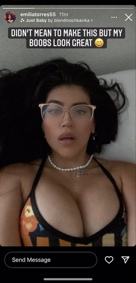 Emiliatorres55 pornstar naked pics