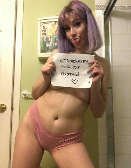 tanookiciska hot pornstar gallery