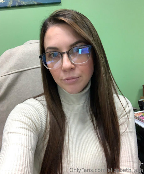 Elizabeth ash model hot img