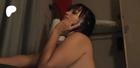 yikariver nude pornstar pics