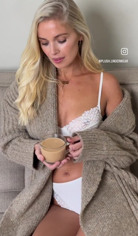 Danni Wells model exclusive image