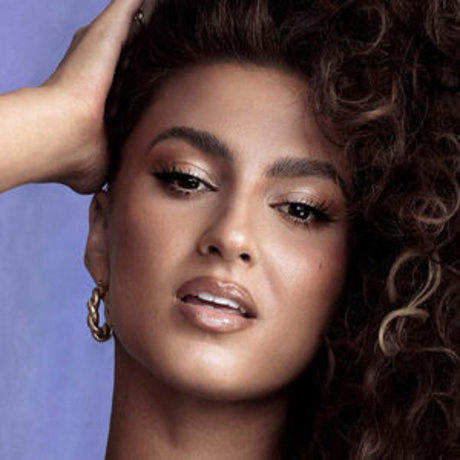 Tori Kelly star exclusive img