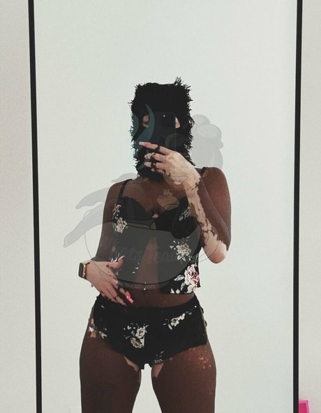 Curiousiteaaa star pornographic photos