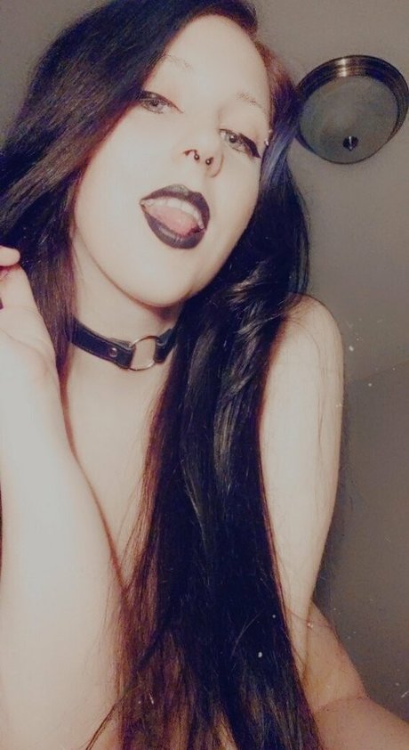 Tatlessgoth beautiful pornstar photo