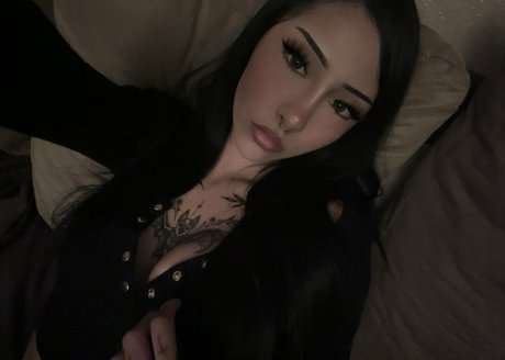 nephilimburial model adult picture