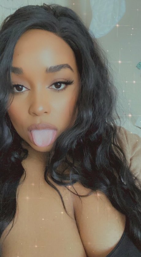 kimberrosee nice model image