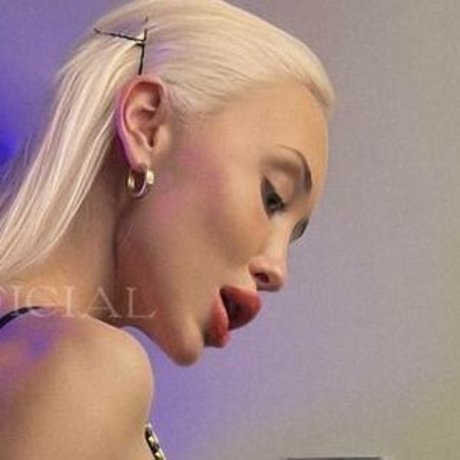 Maria Rudenok pornstar adult pic