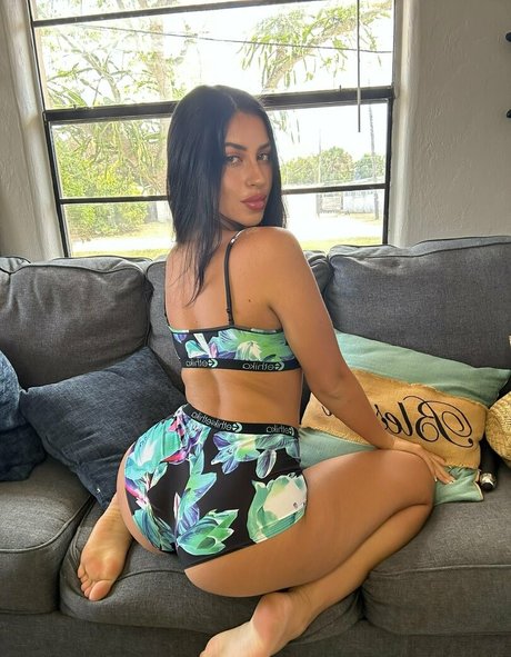 itskassielee naked actress photo