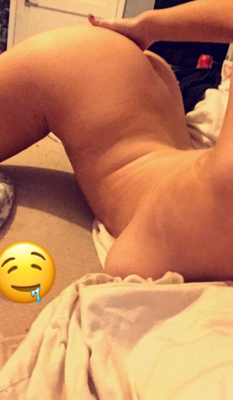 Abbie Mcgann star pic