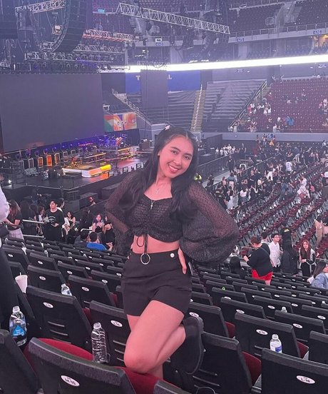 nininplays pornstar sexy photo