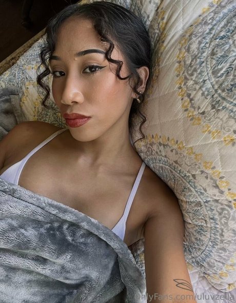 uluvzella high quality pornstar photo