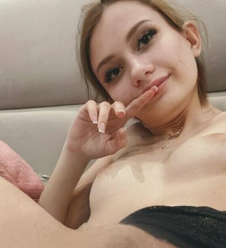 alina meaw free star photo