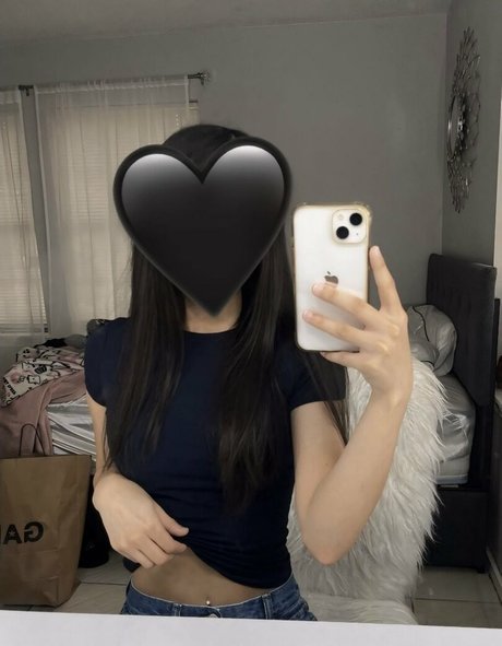 Irltinygf free actress pics