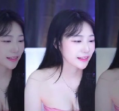 Zoozoo1119_ pornographic model pics