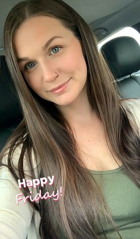 Taylor Hasty star nude image