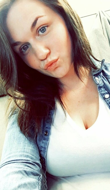 Taylor Hasty erotic actress galleries