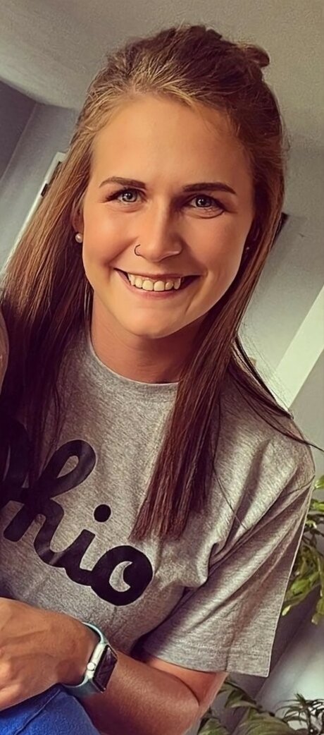 Taylor Hasty model top picture