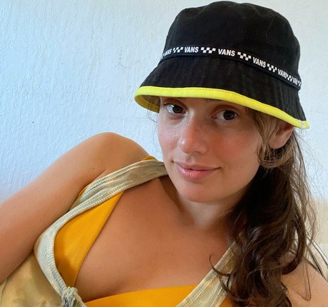 Dev Lemons perfect pornstar picture