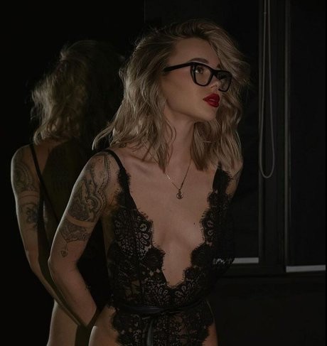 im yuleila model best pic