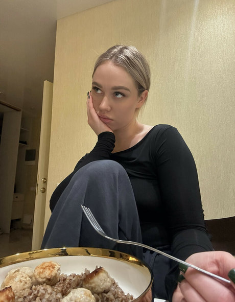 laleria xxx pornstar picture