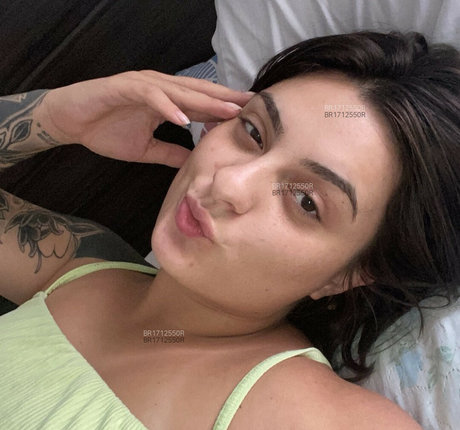 Senhoritaisasilva star galleries