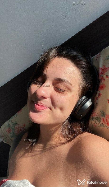 Senhoritaisasilva hd star img