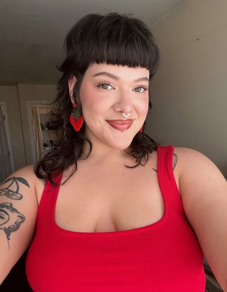 cherryishairy hot actress archive