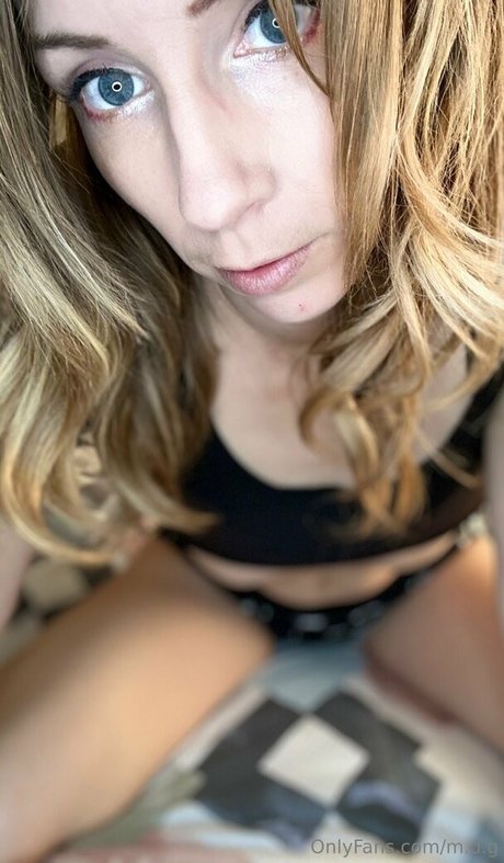 m d g xxx pornstar archive