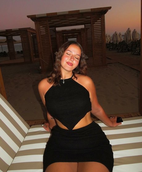 fabienne 1102 model nude pics