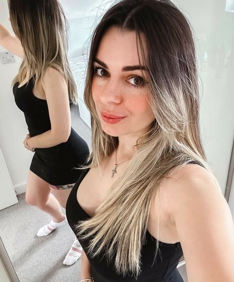 Pimentarosa high quality model photo