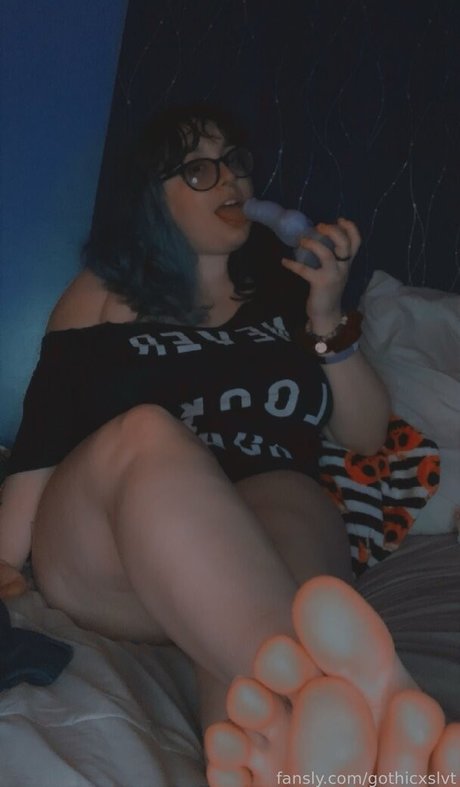 gothicxslvt nudes pornstar pics