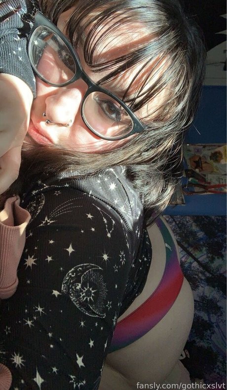 gothicxslvt star top archive