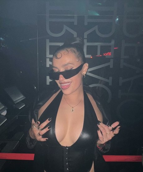 Aisslynn erotic star image