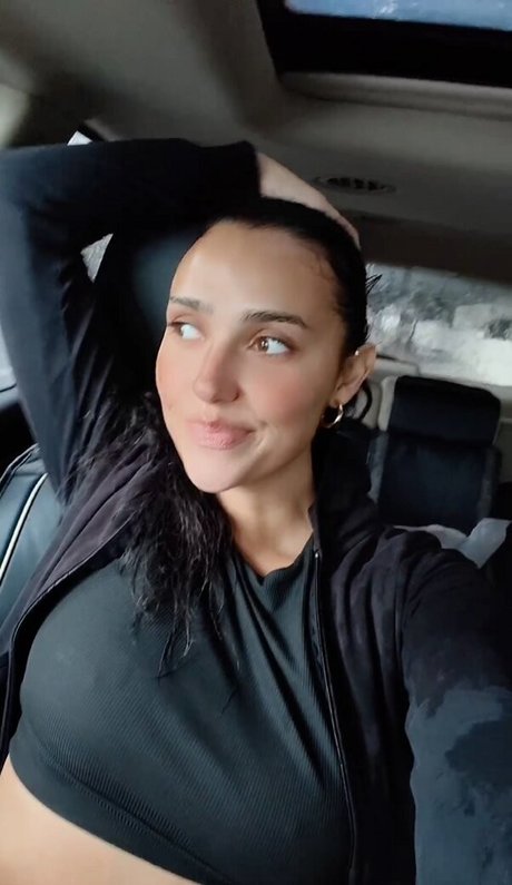 Aisslynn porn model archive