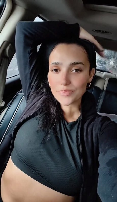 Aisslynn pornographic model photo