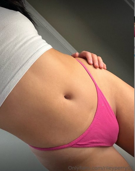 rileyperry02 exclusive model photos