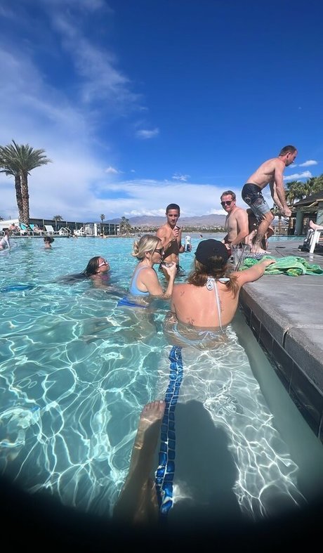 Mae Welsch erotic star pictures