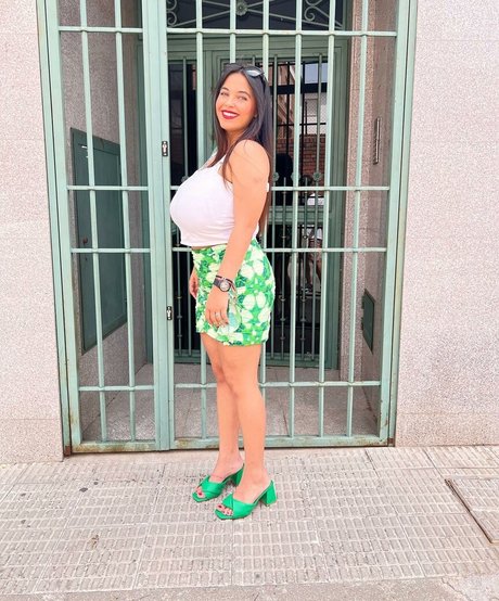 Anneris pornstar nude gallery