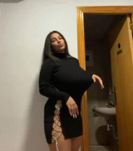 Anneris nude star picture