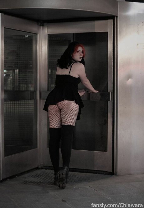 Chiawara pretty model photo