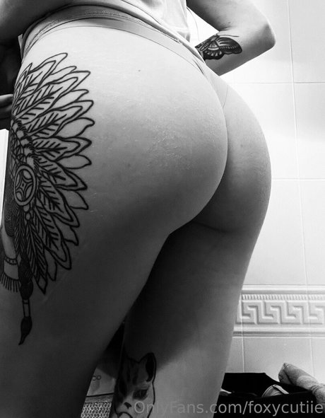 Foxycutiie xxx actress img