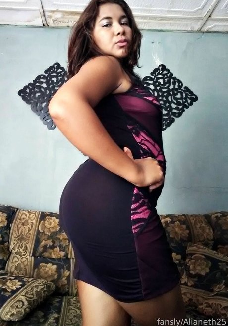 alianeth250 free model pic