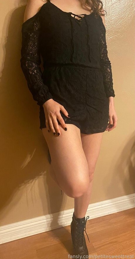 petitesweettreat erotic actress pic